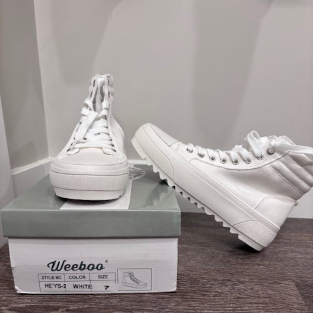 NWT High Top Platform (Women’s) (US 7) WHITE Lugged Lace-Up Sneaker in BOX - Picture 9 of 9